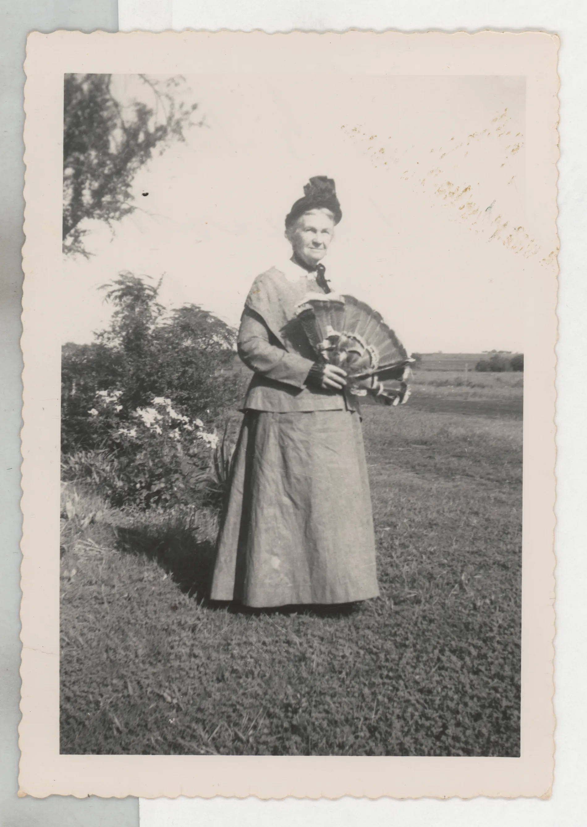 This photograph shows Nannie Swann Girdner at the centennial celebration in Greenville, Texas in 1950.